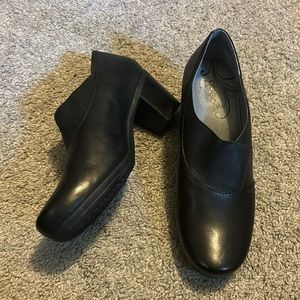 Great shoes! Abeo dress shoes, mid pumps